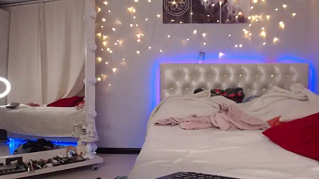 ExoticaGirl online show from 30, 12, 2024