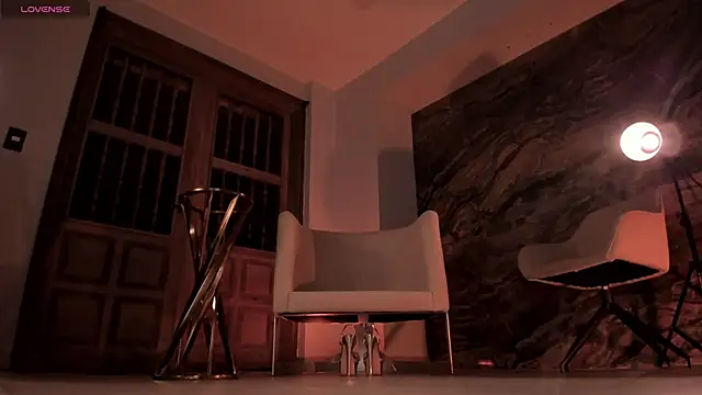 AmyArmstrong online show from 1, 2, 2025