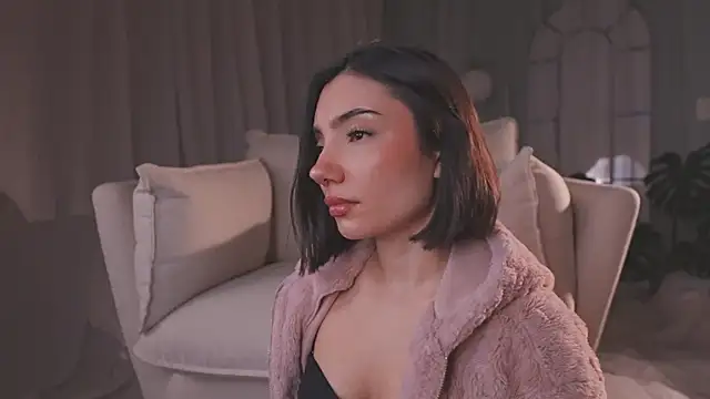 AmyArmstrong online show from 8, 4, 2026