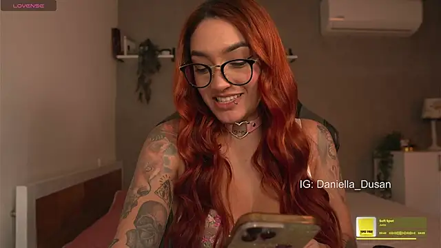 DaniDusan  online show from 28, 1, 2025