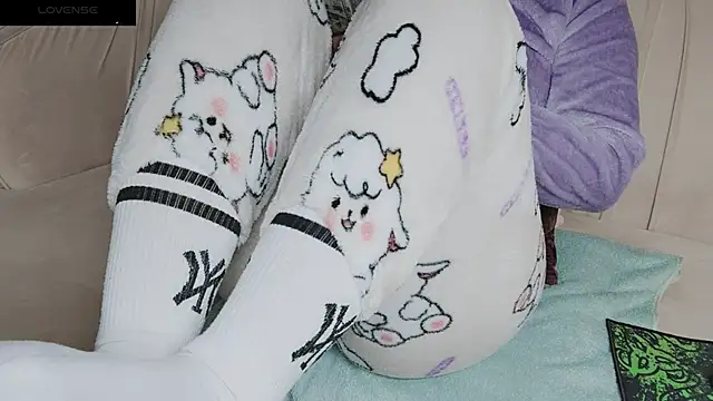 Snapshot of Sophie_Secret chatting on 2, 12, 2024 Sophie Secret online show from 2, 12, 2024