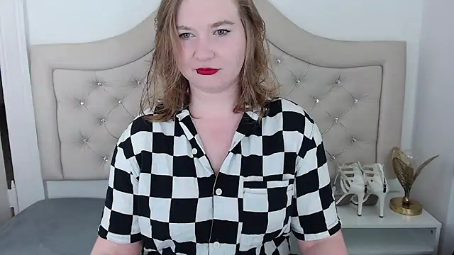 LaraDream online show from 31, 1, 2025