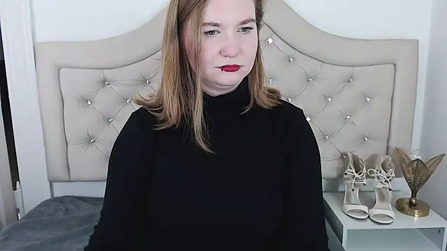 LaraDream online show from 8, 2, 2025