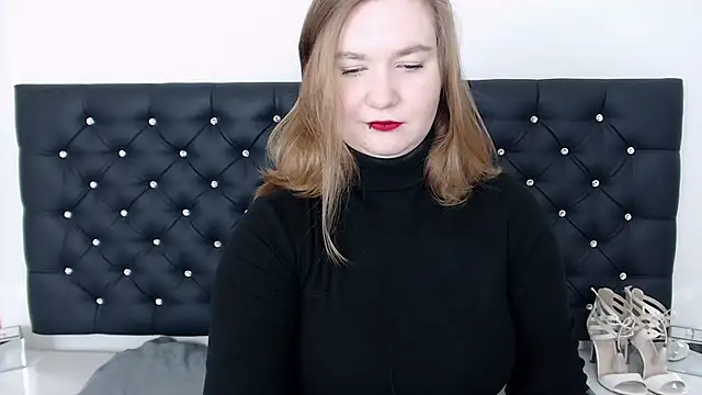 LaraDream online show from 11, 2, 2025