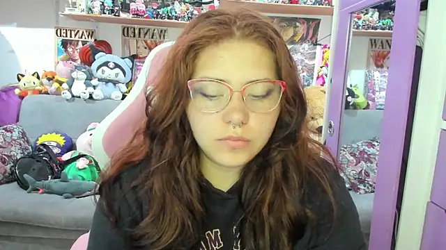 Snapshot of soficammy chatting on 14, 12, 2025 soficammy online show from 14, 12, 2025