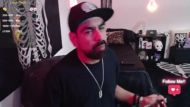 soyelcarlitos  online show from 17, 4, 2026