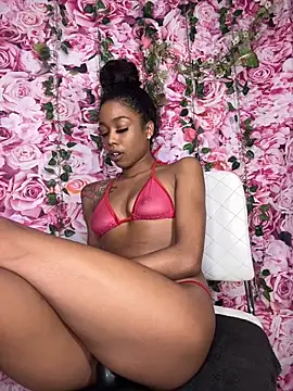 mismialove online show from 2, 10, 2025