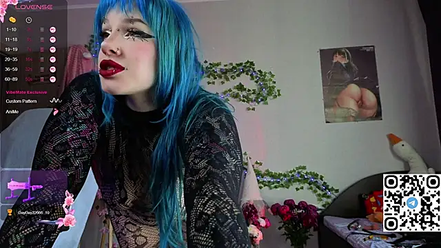 Snapshot of Silvia_Santorskii chatting on 17, 11, 2025 Silvia Santorskii online show from 17, 11, 2025