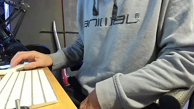 McPherson72 online show from 20, 2, 2025