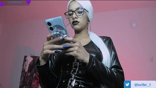 Snapshot of luci_fer_devil chatting on 22, 12, 2024 luci fer devil online show from 22, 12, 2024