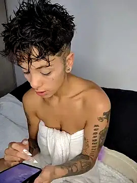 Snapshot of luci_fer_devil chatting on 23, 1, 2025 luci fer devil online show from 23, 1, 2025